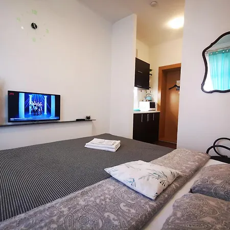 Apartment Mint *